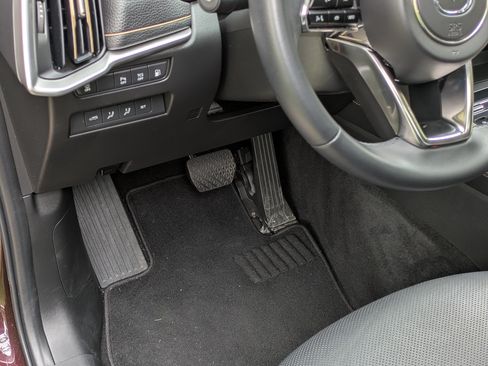 Used 2024 MAZDA CX-90 Plug-In Hybrid w/ Premium Pkg image 24