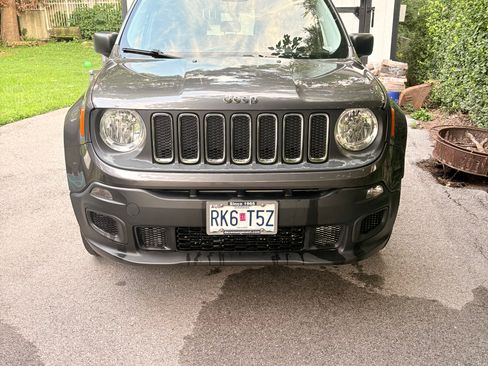 Used 2017 Jeep Renegade Sport w/ Power & Air Group AWD/4WD image 1