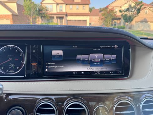 Used 2015 Mercedes-Benz S 550 Sedan image 8