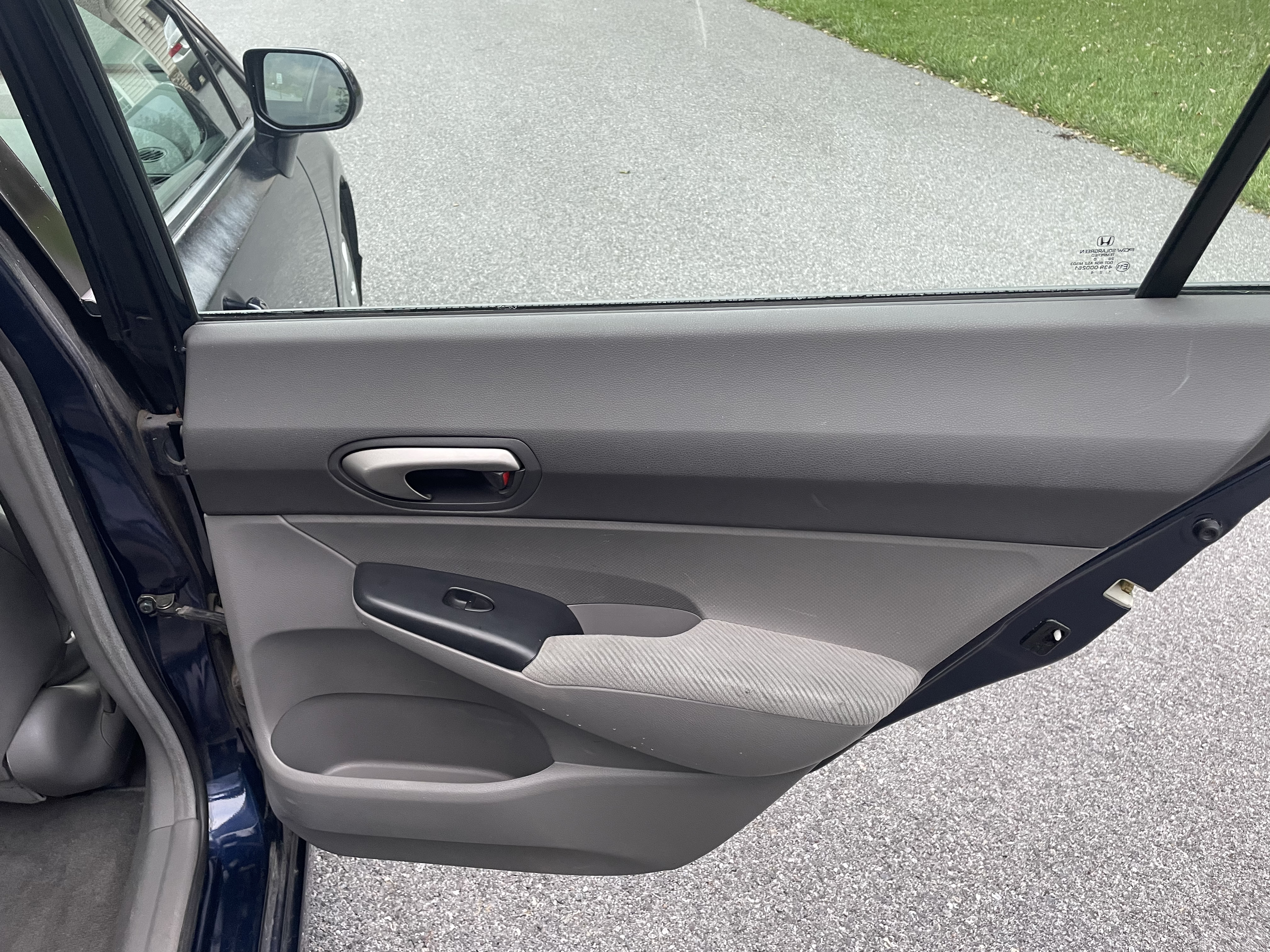 Used 2010 Honda Civic LX image 17