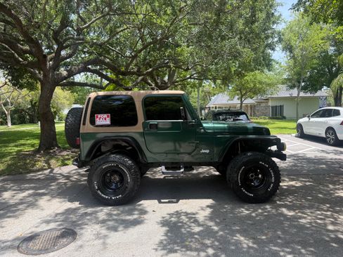 Used 1999 Jeep Wrangler Sport AWD/4WD image 17