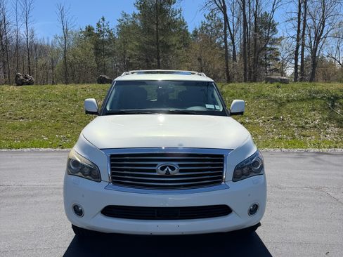 Used 2012 INFINITI QX56 4WD w/ Deluxe Touring Pkg image 2