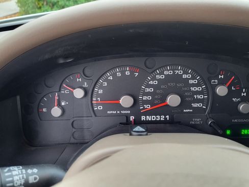 Used 2004 Ford Explorer Limited image 13