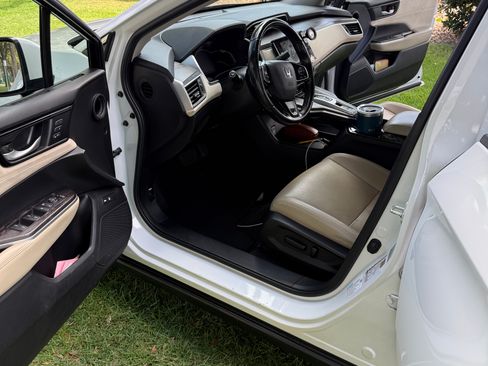 Used 2018 Honda Clarity Touring image 13