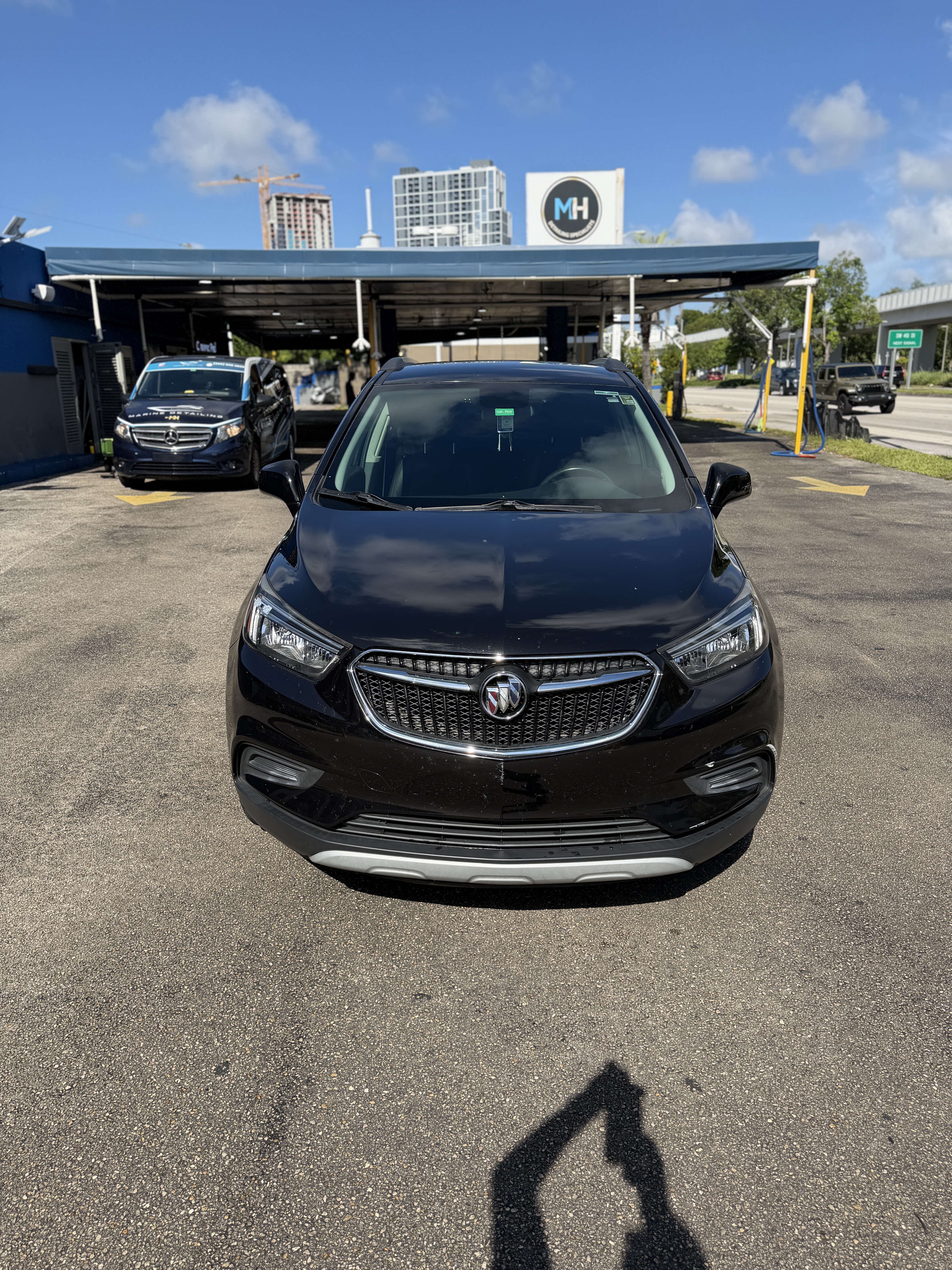 Used 2020 Buick Encore Preferred AWD/4WD image 12