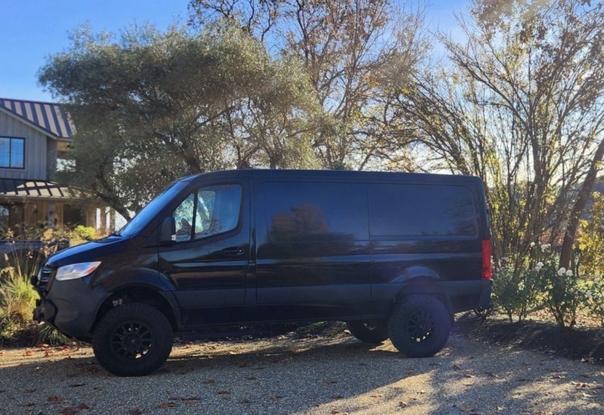 Used 2020 Mercedes-Benz Sprinter 2500 image 13