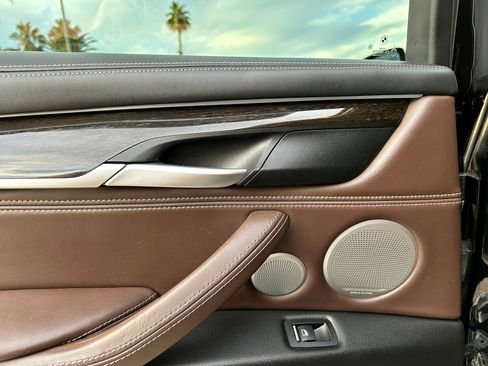 Used 2018 BMW X5 xDrive35i image 15