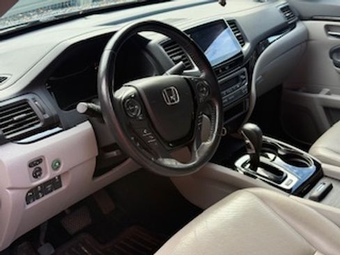 Used 2018 Honda Ridgeline RTL-E image 6