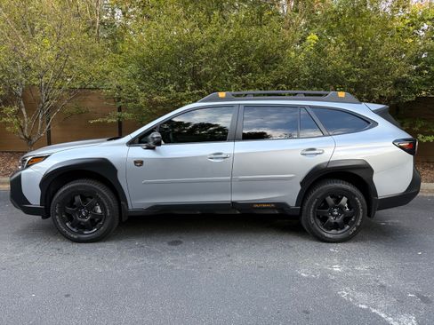 Used 2025 Subaru Outback Wilderness image 1