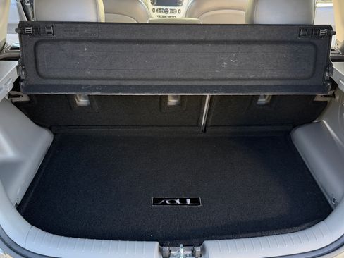 Used 2016 Kia Soul EV + FWD image 15