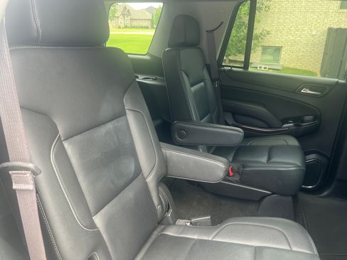 Used 2017 GMC Yukon SLT w/ Open Road Package AWD/4WD image 20