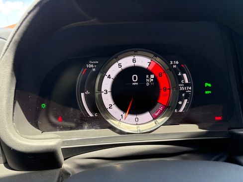 Used 2019 Lexus LC 500 Coupe w/ Performance Package RWD image 10