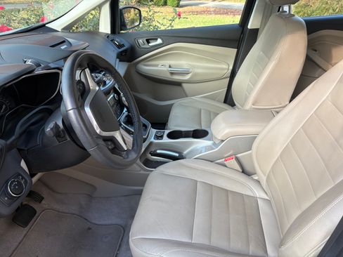 Used 2014 Ford C-MAX SEL w/ Equipment Group 303A image 6