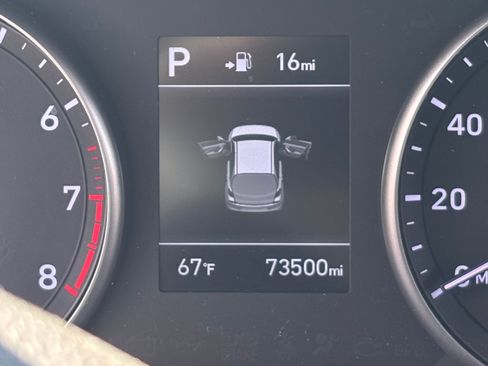 Used 2018 Hyundai Elantra GT FWD image 13