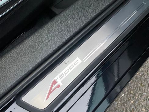 Used 2023 Acura Integra A-Spec image 9