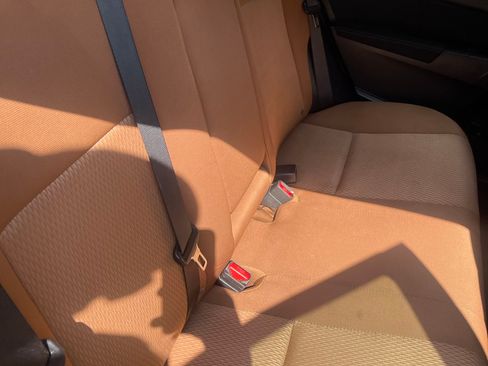 Used 2016 Toyota Corolla LE image 10