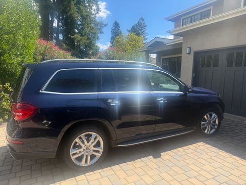 Used 2017 Mercedes-Benz GLS 450 4MATIC image 11