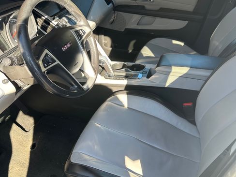Used 2012 GMC Terrain SLT w/ Chrome and Technology Package image 12