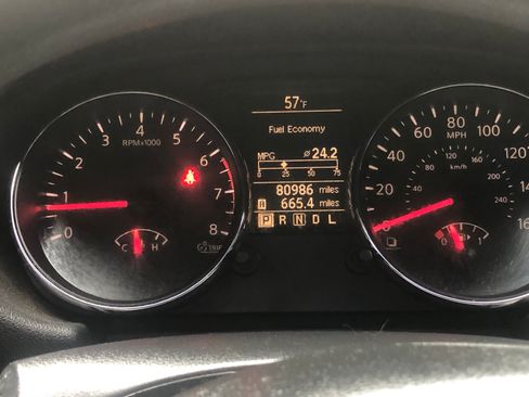 Used 2014 Nissan Rogue S w/ Convenience Package image 15