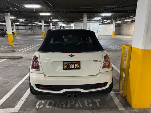 Used 2014 MINI Cooper S image 5