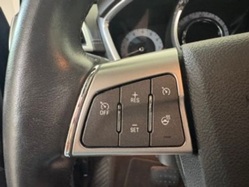 Used 2012 Cadillac SRX Luxury FWD image 9