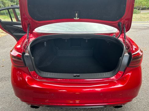 Used 2021 INFINITI Q50 Luxe w/ Cargo Package RWD image 13