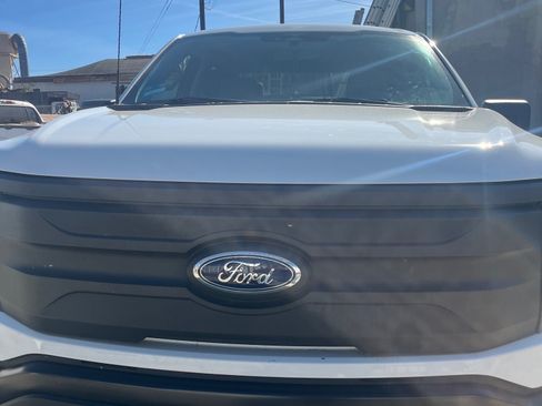 Used 2023 Ford F150 Lightning Pro image 5