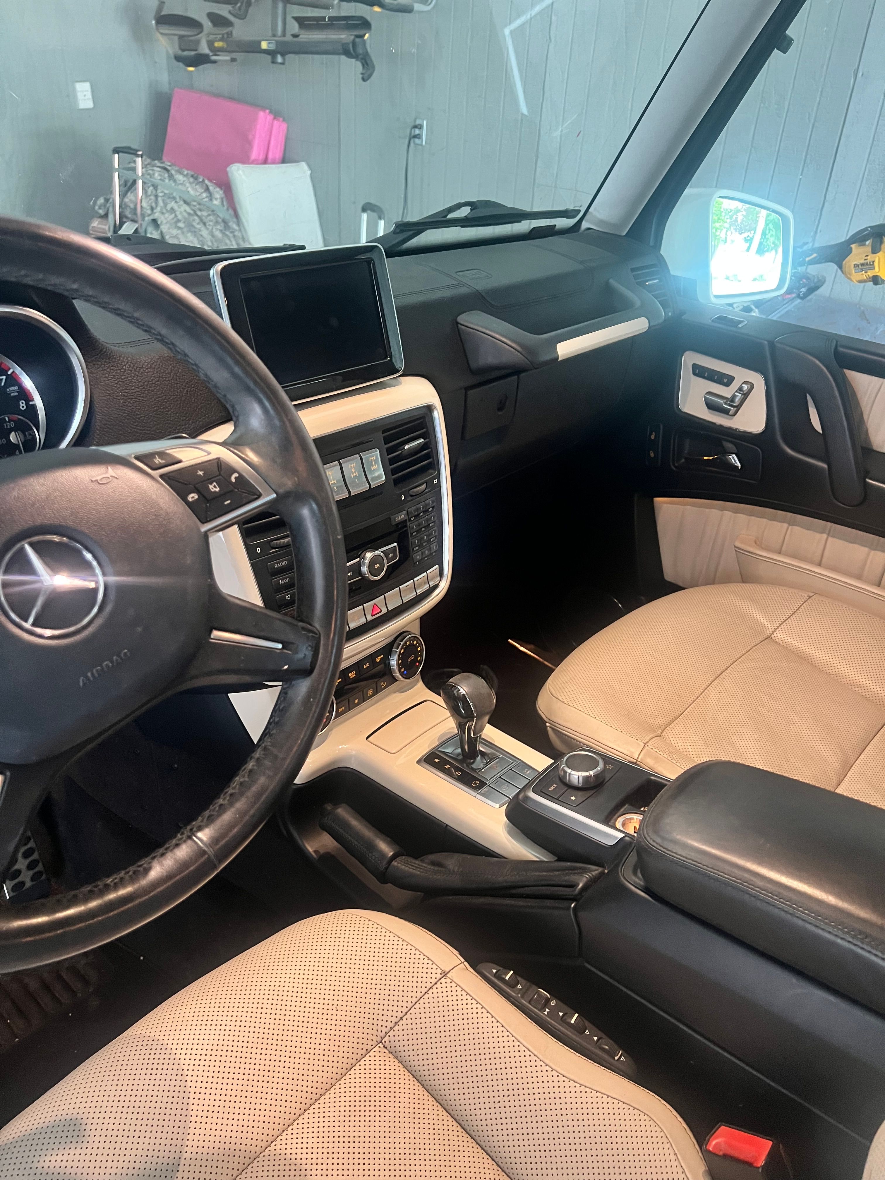 Used 2015 Mercedes-Benz G 550 image 11