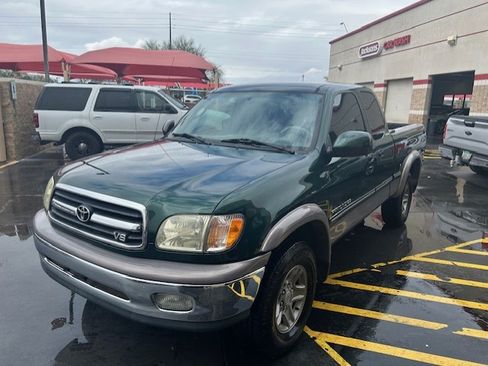 Used 2002 Toyota Tundra Limited image 5