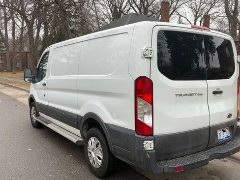 Used 2015 Ford Transit 250 130 Low Roof w/ Exterior Upgrade Package image 6