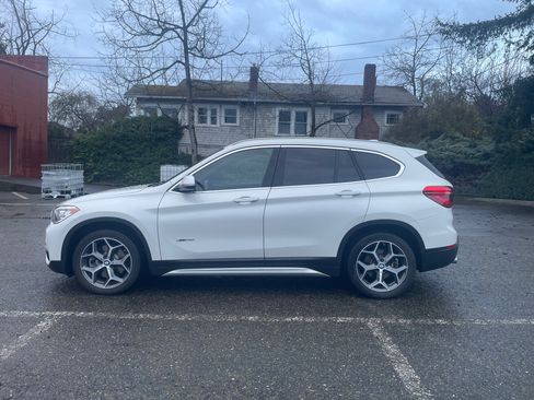 Used 2018 BMW X1 xDrive28i image 6