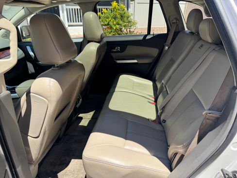 Used 2011 Ford Edge Limited w/ 302A Rapid Spec Order Code FWD image 9