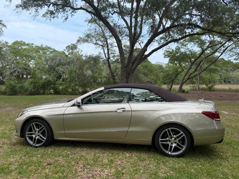 Used 2015 Mercedes-Benz E 400 Cabriolet image 10