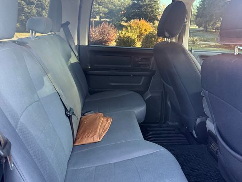 Used 2015 RAM 1500 Express image 10