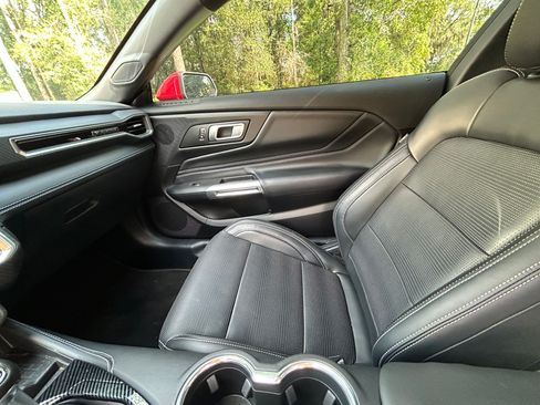 Used 2024 Ford Mustang GT Premium RWD image 8