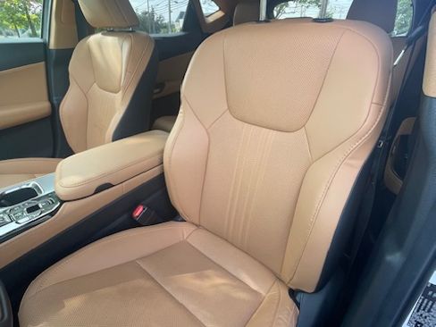 Used 2025 Lexus NX 250 AWD image 19