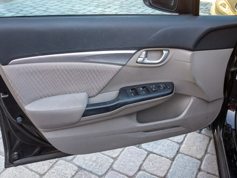 Used 2014 Honda Civic EX image 15