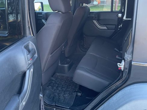 Used 2014 Jeep Wrangler Unlimited Sport w/ Quick Order Package 24S image 18