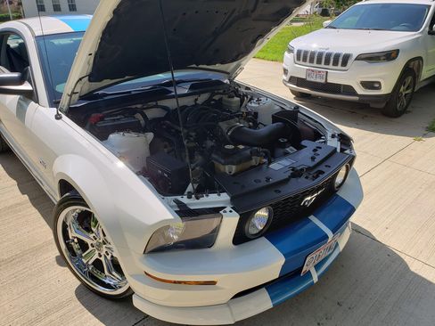 Used 2006 Ford Mustang GT image 12