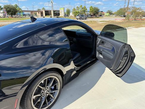 Used 2024 Ford Mustang Dark Horse image 8