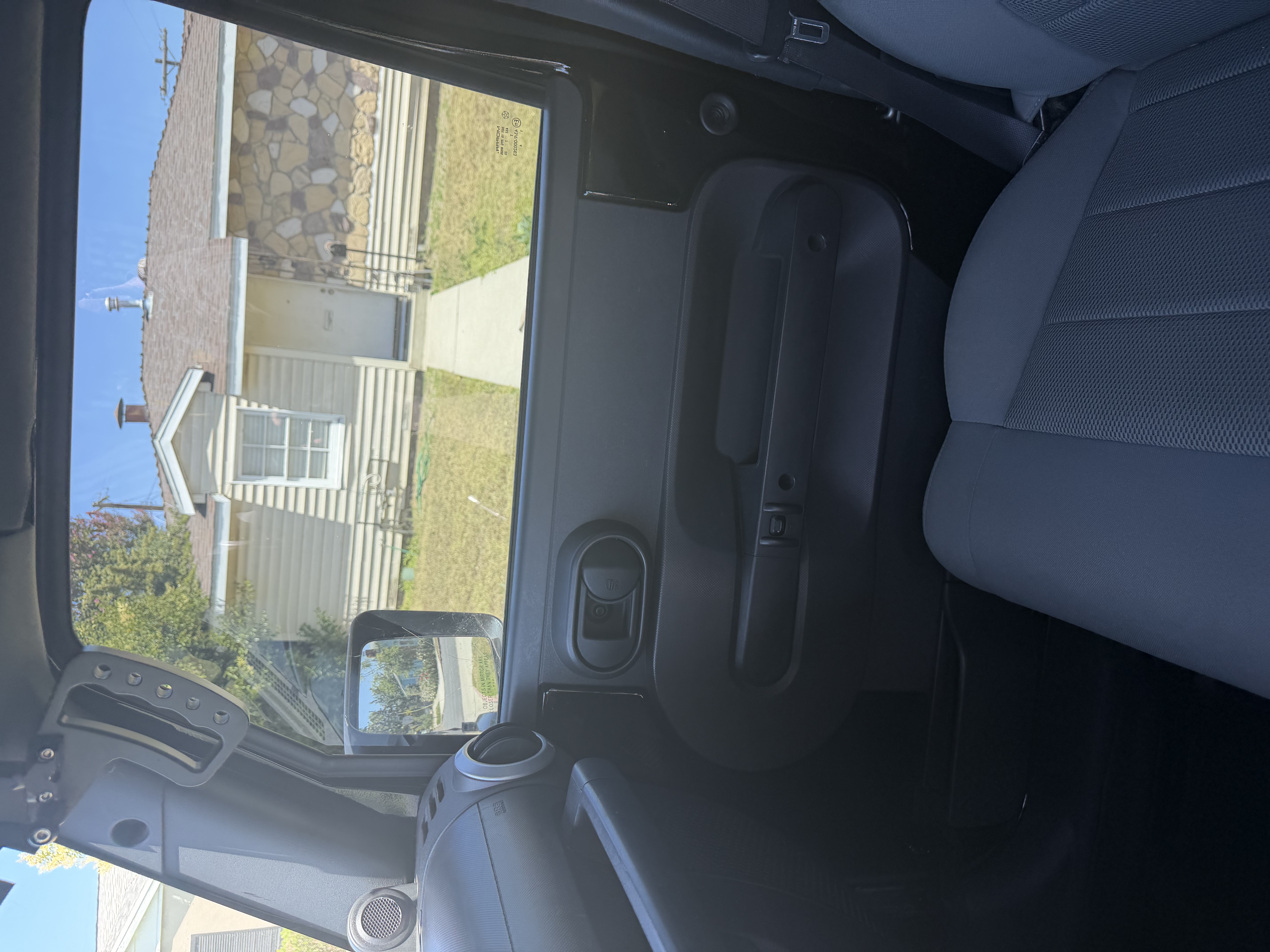 Used 2008 Jeep Wrangler Unlimited Sahara w/ Dual Top Group AWD/4WD image 17