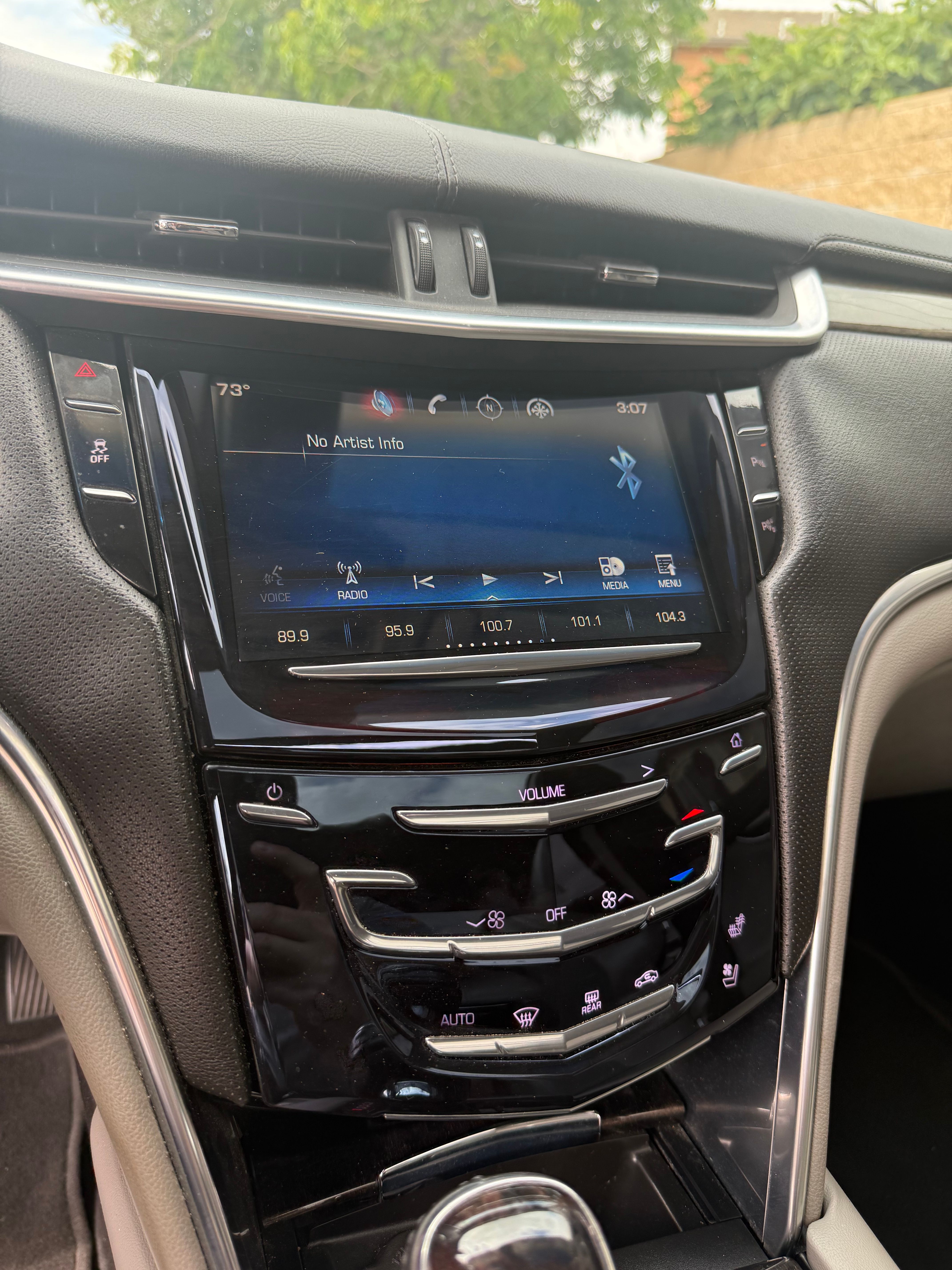 Used 2014 Cadillac XTS Luxury FWD image 10