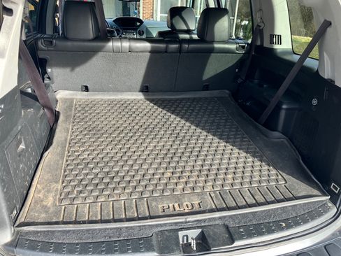 Used 2012 Honda Pilot Touring image 14