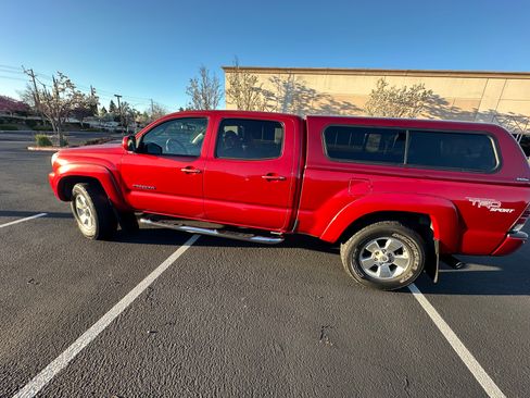Used 2009 Toyota Tacoma 4x4 Double Cab image 1