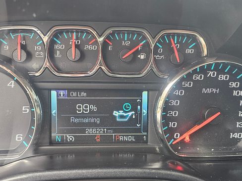 Used 2018 Chevrolet Silverado 2500 LT image 11