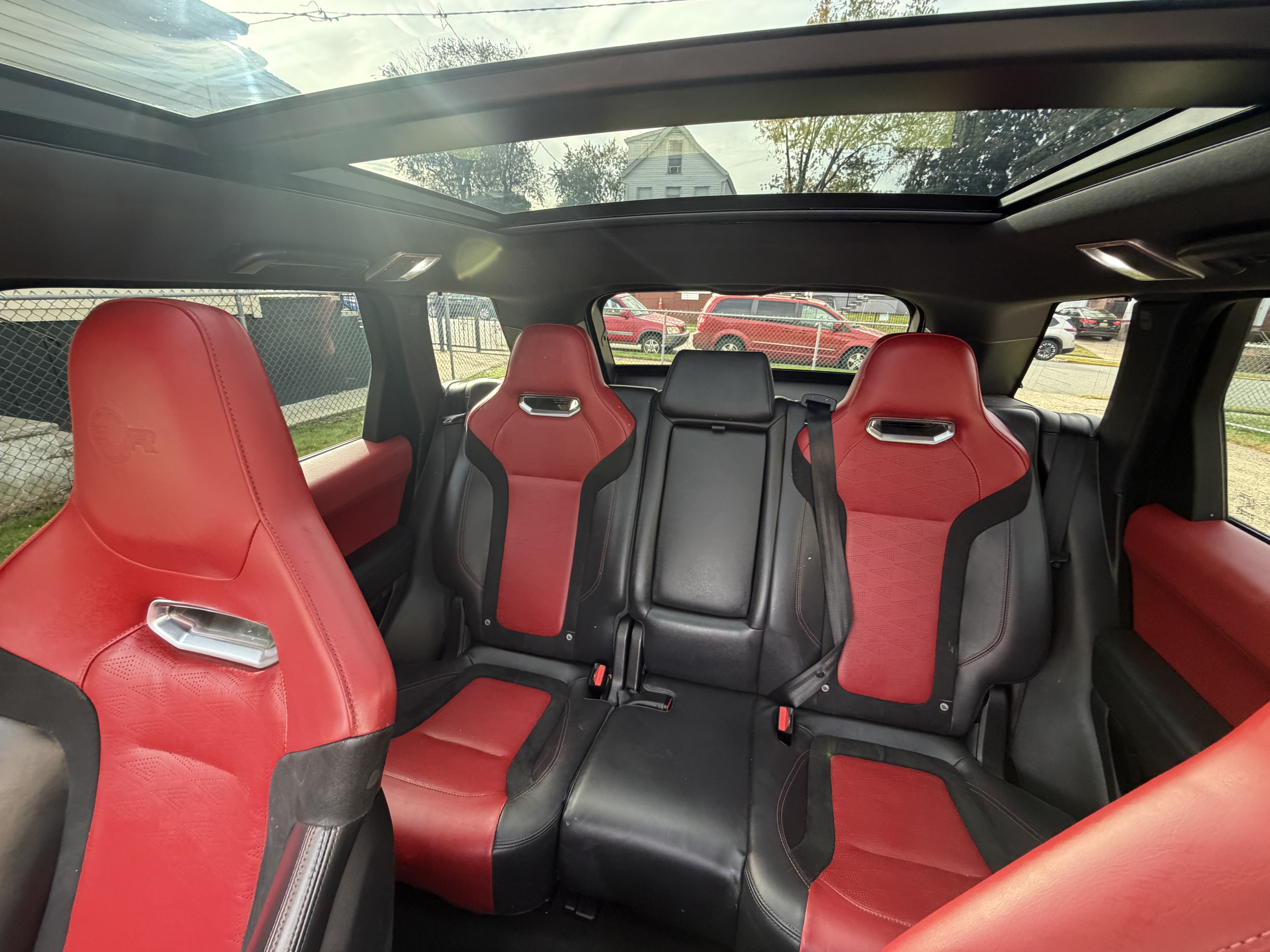 Used 2019 Land Rover Range Rover Sport SVR AWD/4WD image 11