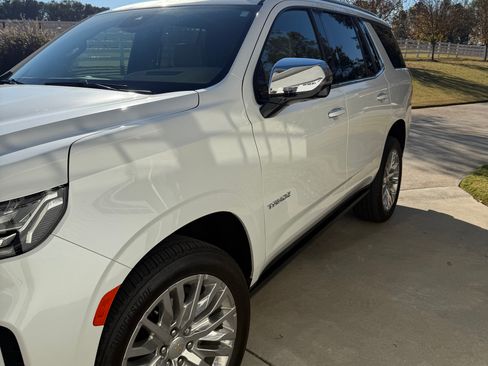 Used 2023 Chevrolet Tahoe Premier w/ Advanced Technology Package image 9