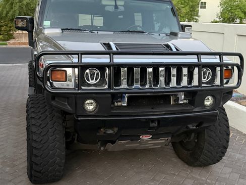 Used 2005 HUMMER H2 w/ Preferred Equipment Group AWD/4WD image 12