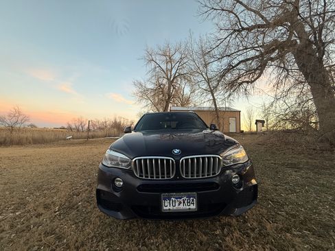Used 2015 BMW X5 xDrive50i image 10