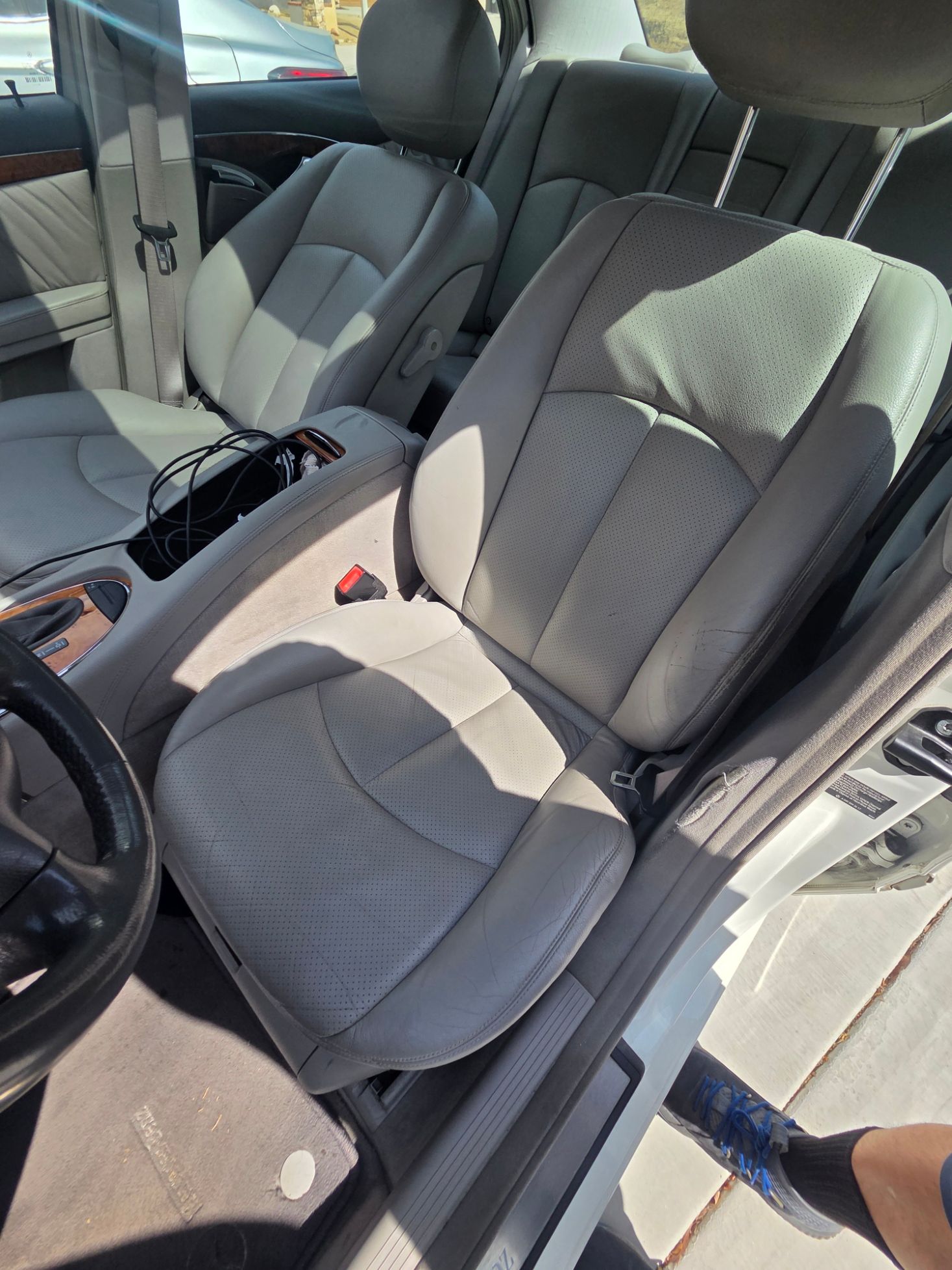 Used 2006 Mercedes-Benz E 320 CDI Sedan image 9